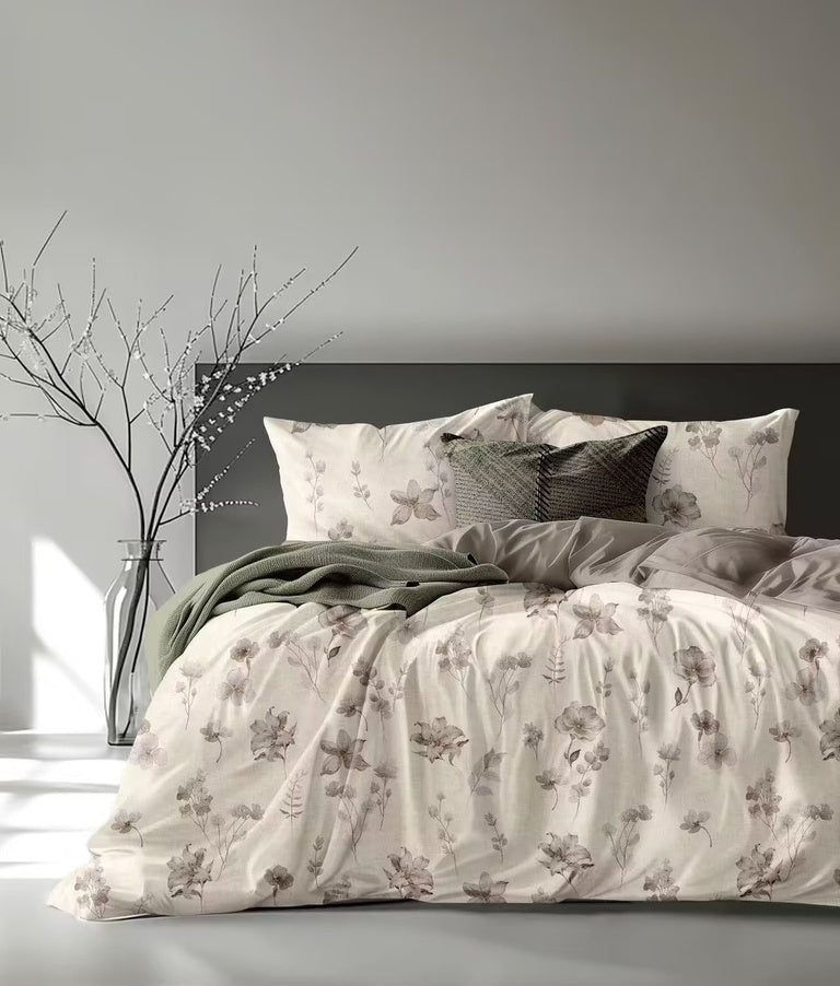 Sakura Comforter Set
