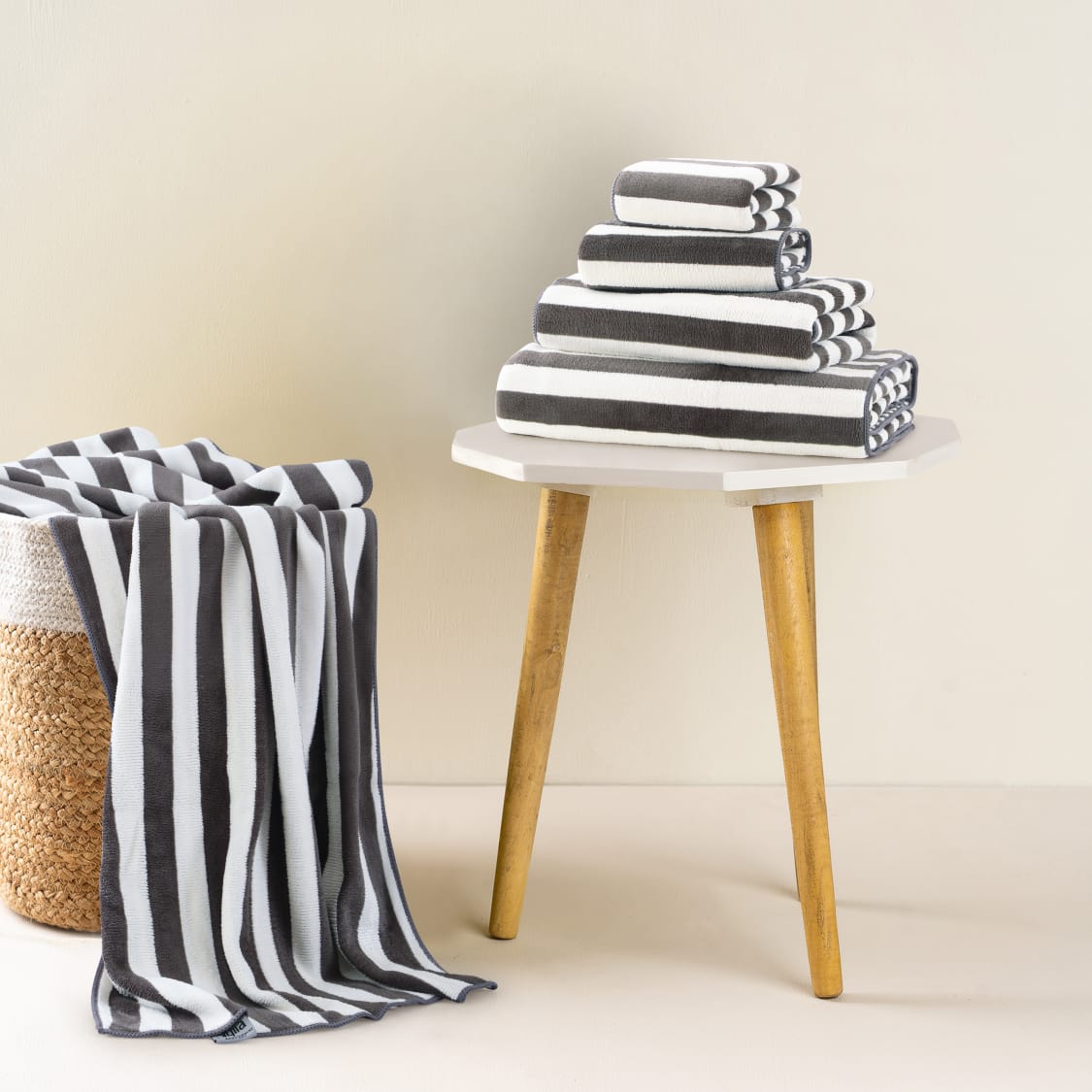 Zebra Bath Set – 4 Piece Towel Set