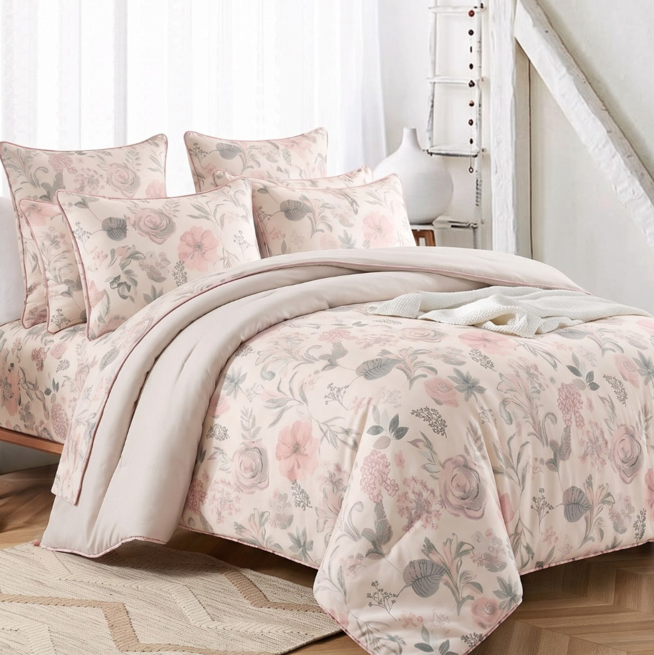 Jharokha Comforter Set