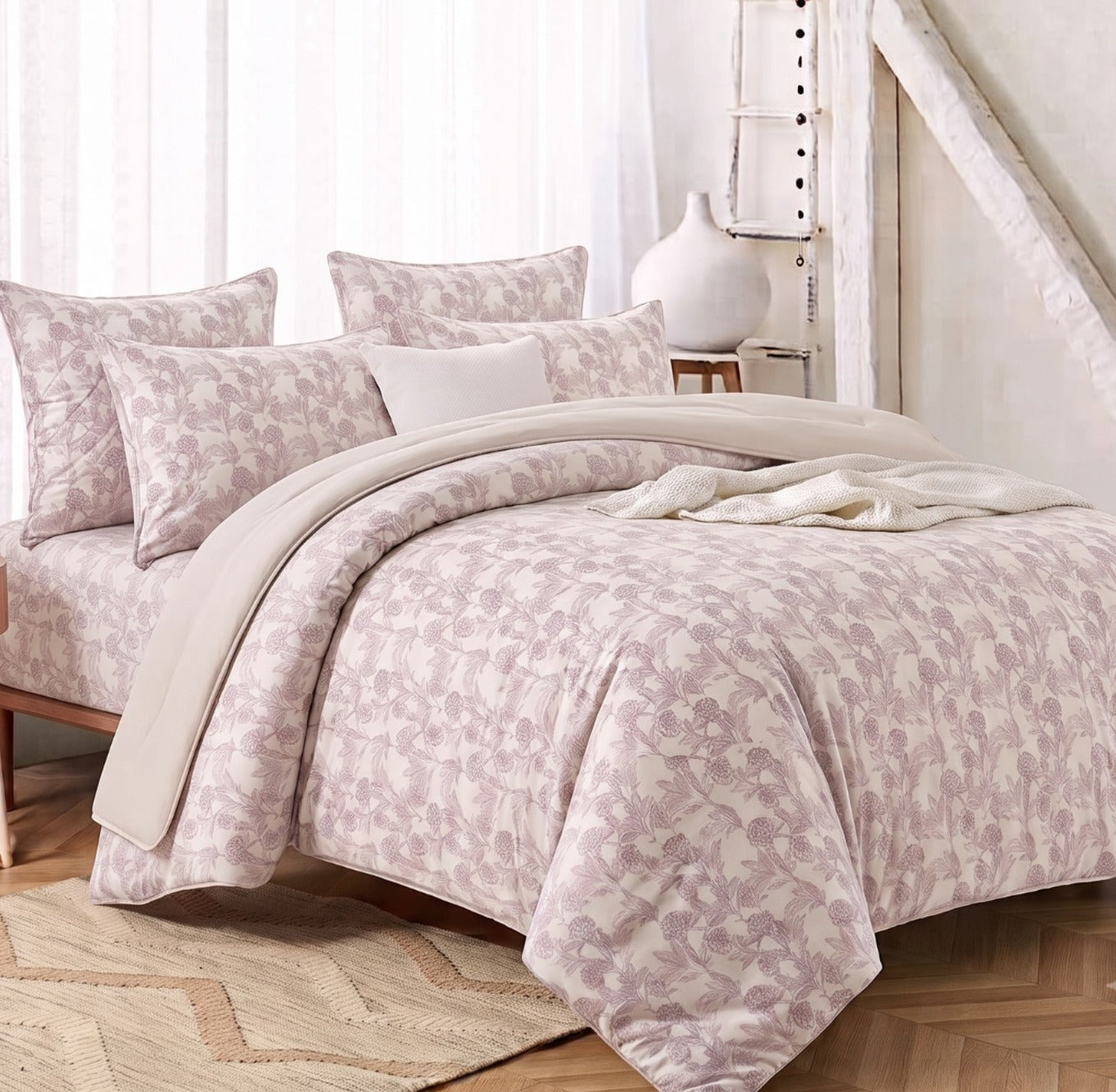 Jharokha Comforter Set